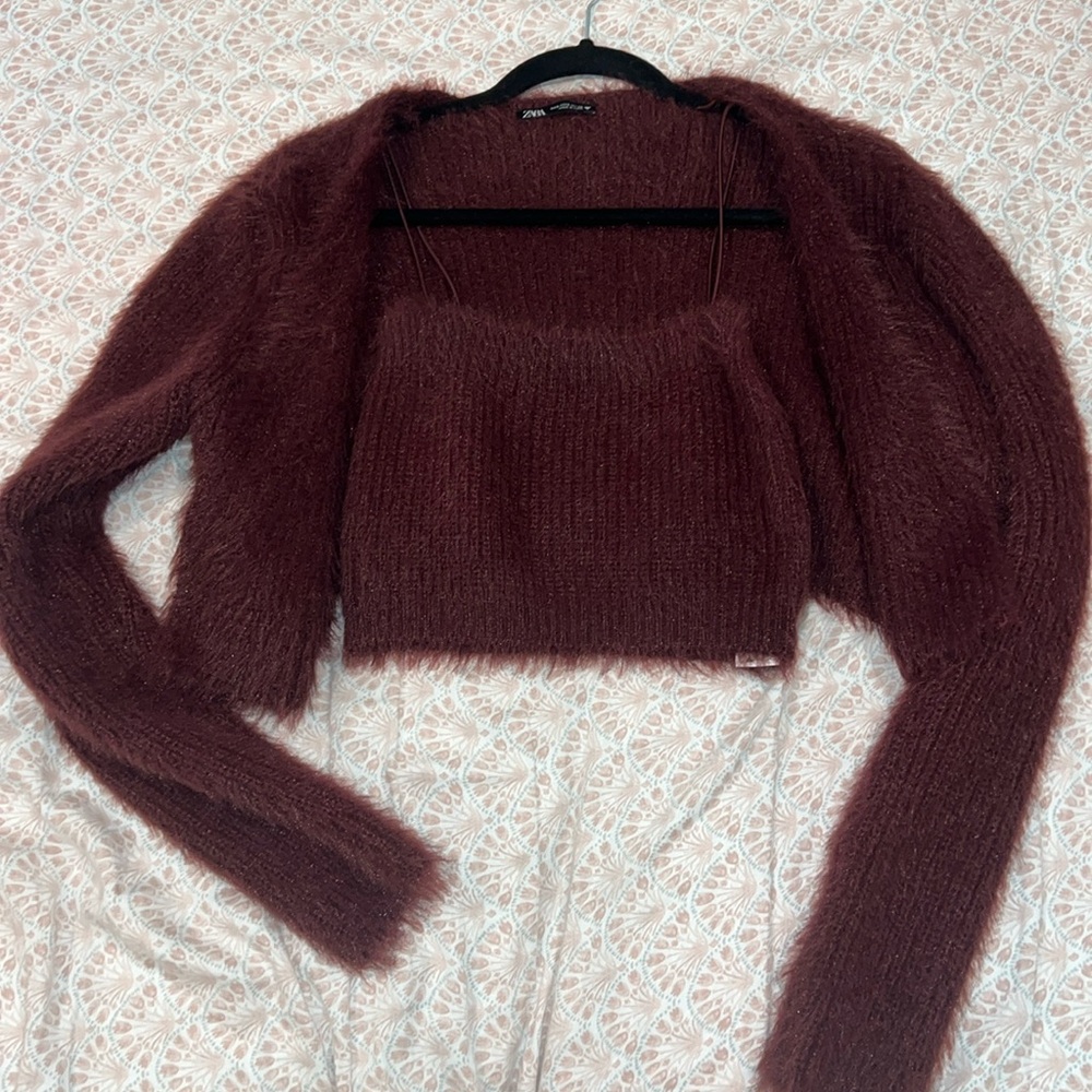 ZARA 2 Piece Fuzzy Burgundy Crop Top & Cardigan Set - Size M/L (see description)